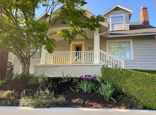 2031 NE Ridgewood Dr, Portland, OR 97212