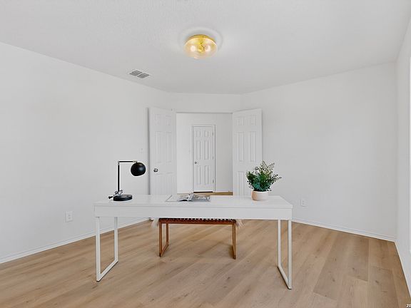 3rd image of 7306 CONCERTO DR
