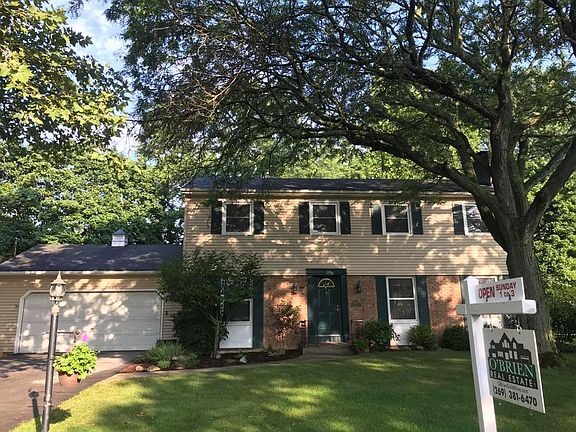 2nd image of 1815 Skyler Dr