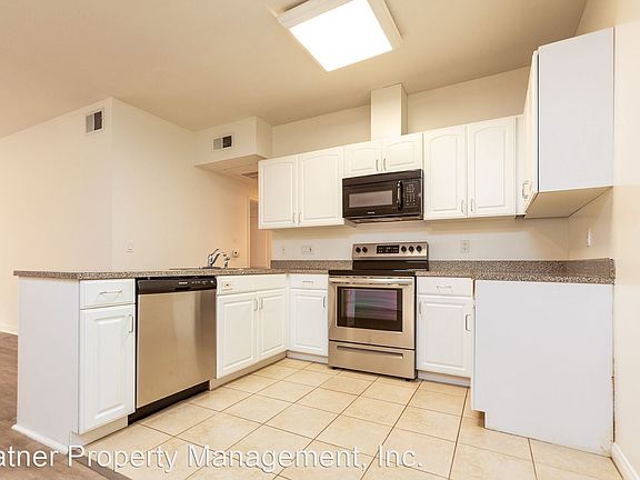 2nd image of 10883 Rose Ave APT 202