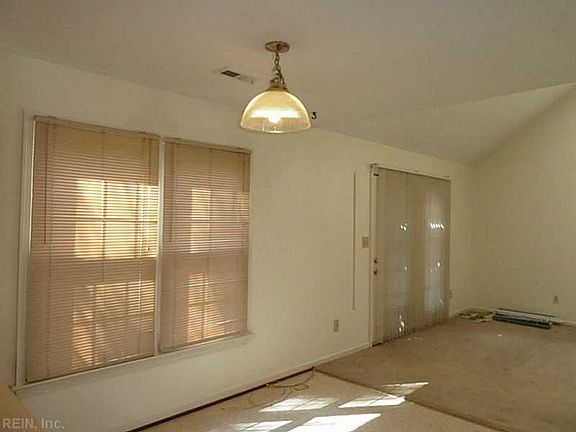 3rd image of 451 Warner Hall Pl