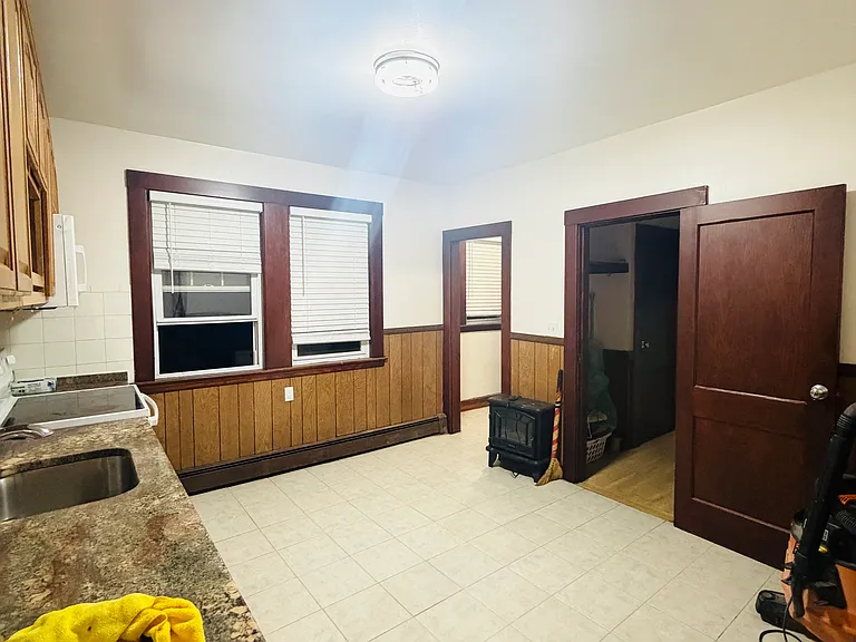 117-119 Butler Rd #1 — Photo 2