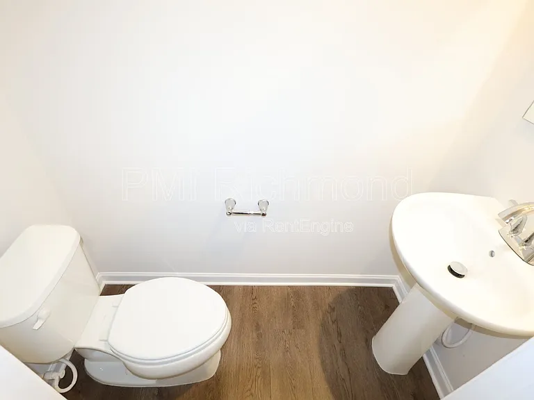 1240 Canterbury Ridge Rd — Photo 7