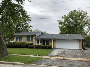 5631 Colgate Ln, Matteson, IL 60443