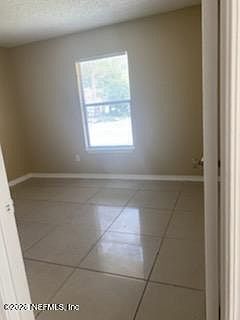 5th image of 4498 MELISSA Court W