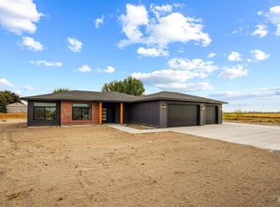1100 Coventry Ln, Burley, ID 83318