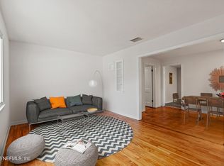 2949 Barrett Rd, Jacksonville, FL 32246