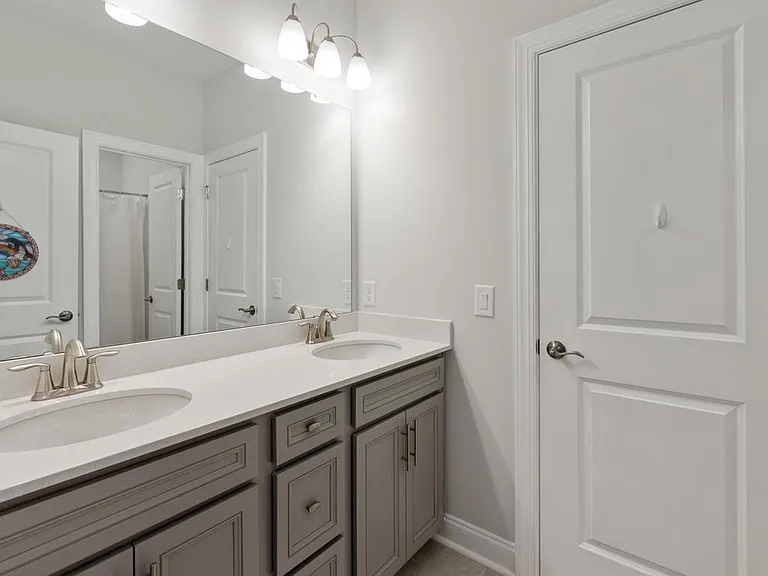 147 Heathbrook Ln — Photo 20