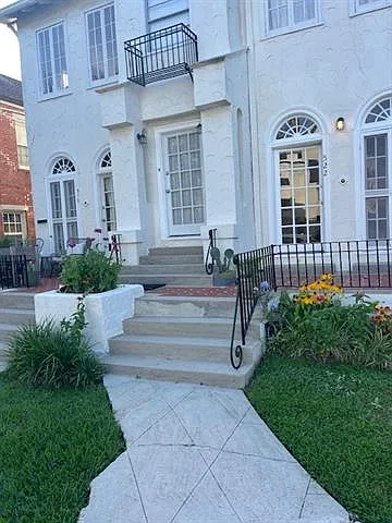 1 bed, 1.0 bath, 1000 sqft, $1,400 — Photo 2