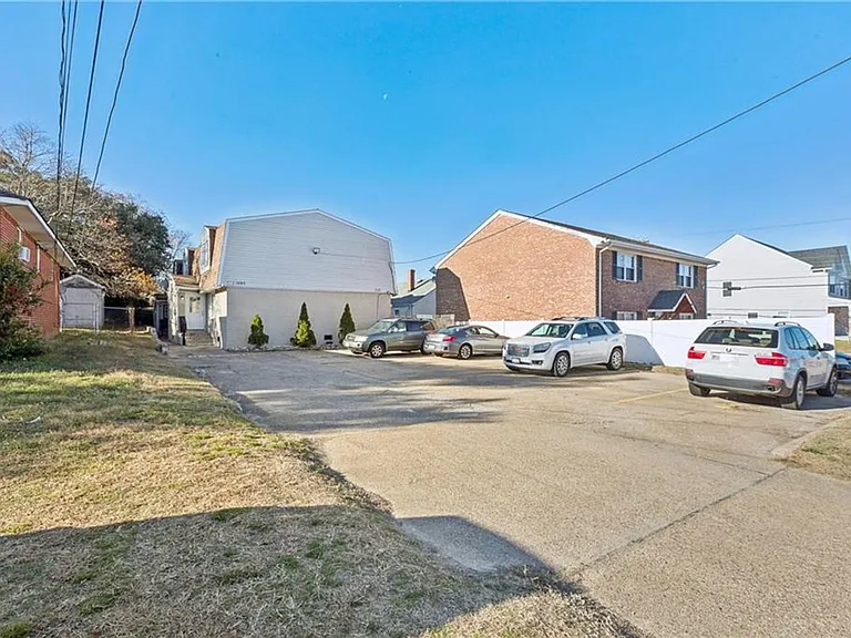 1005 Hillside Ave — Photo 17