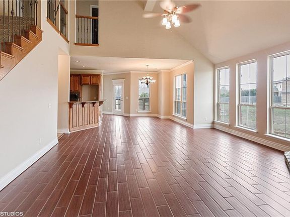 2nd image of 12101 Crystal Gardens Pl