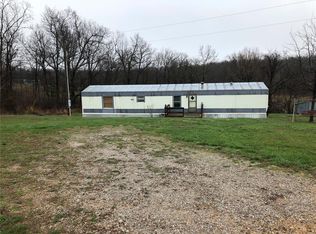 24790 Mineral Dr, Lebanon, MO 65536