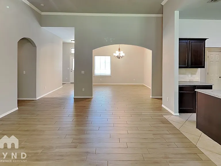 3317 Wood Valley Rd — Photo 5
