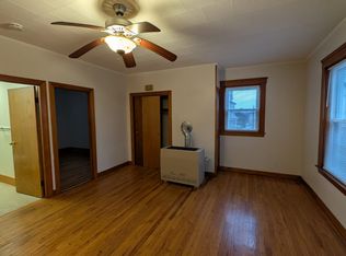 166 Snell St #1, Fall River, MA 02721