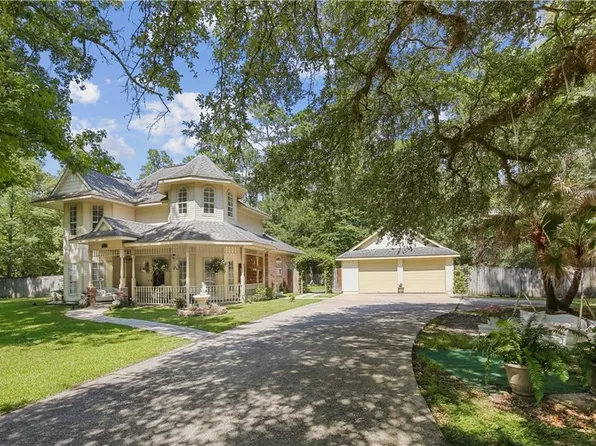 5 Carriage Ln, Mandeville, LA 70471