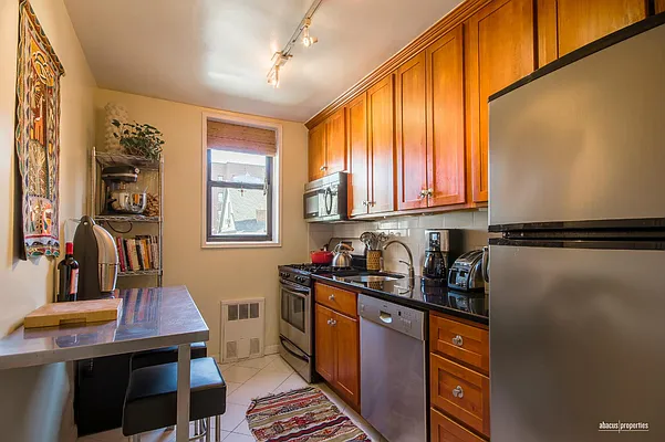 Sold by Abacus Properties | media 13