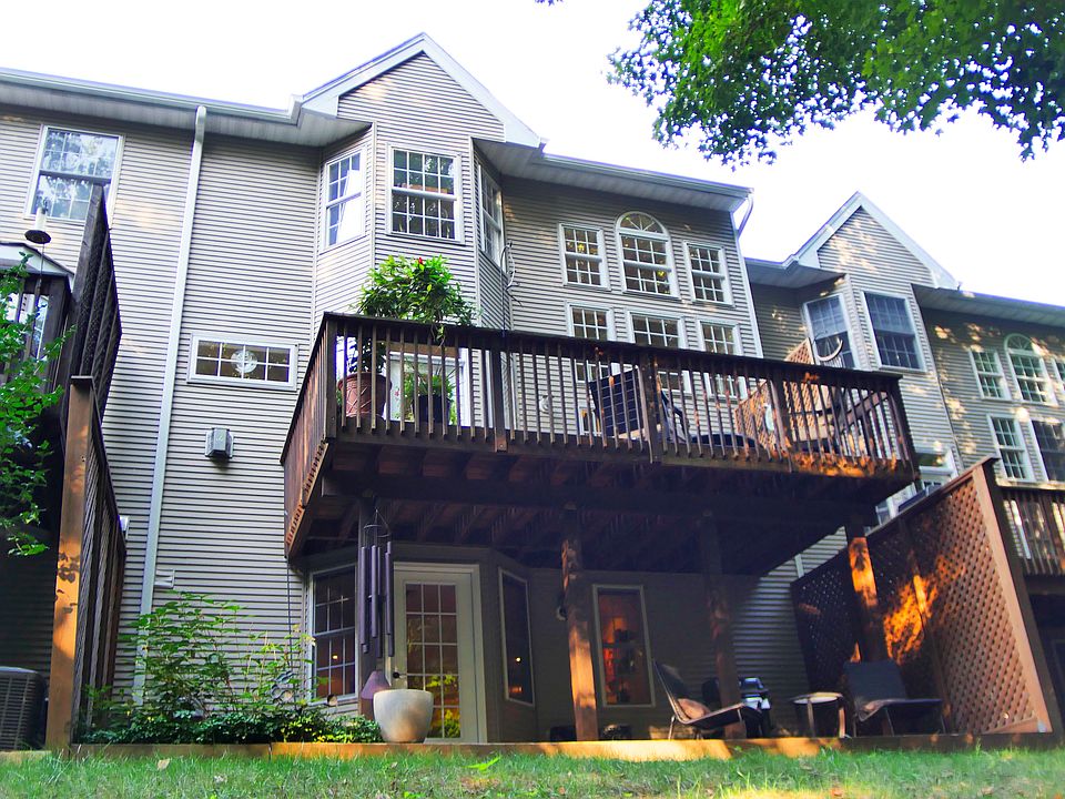 42 Rock Creek- Creek View