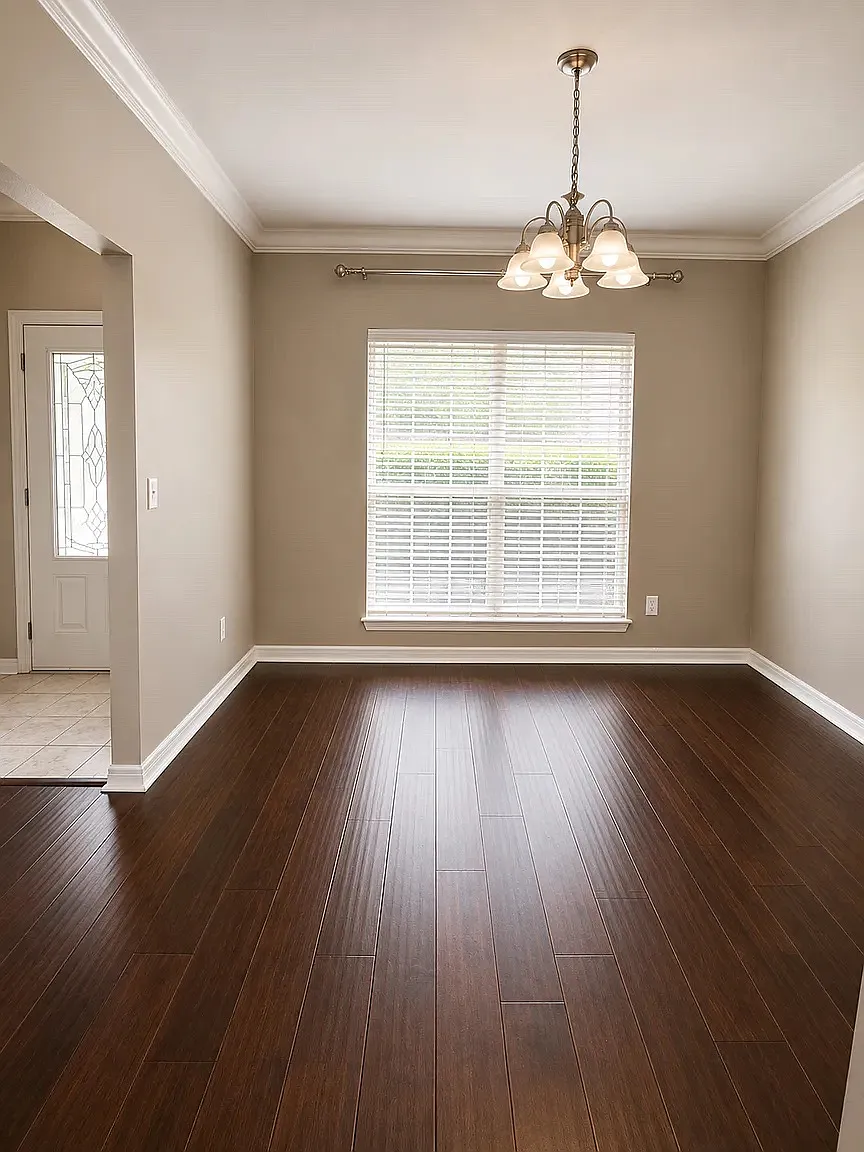 4 bed, 2253 sqft, $2,600 — Photo 2
