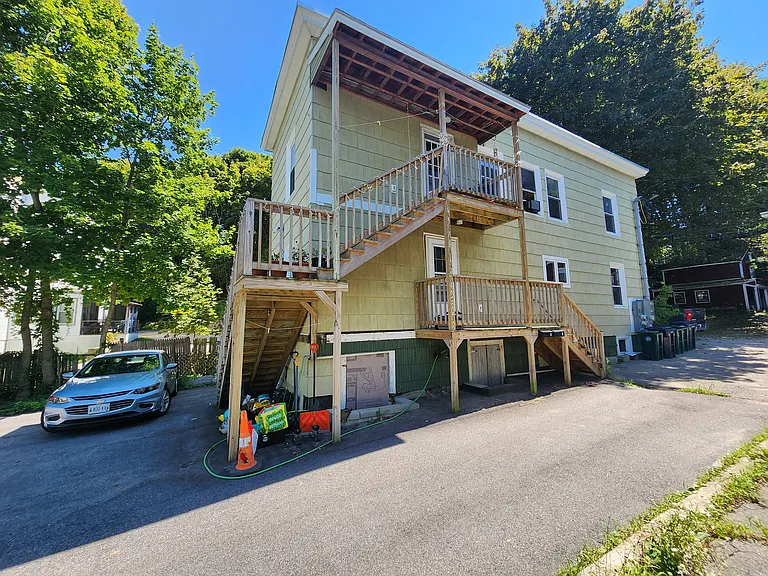 11 Mitchell Ln — Photo 10