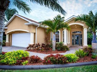 1395 Clubhouse Dr, Rockledge, FL 32955