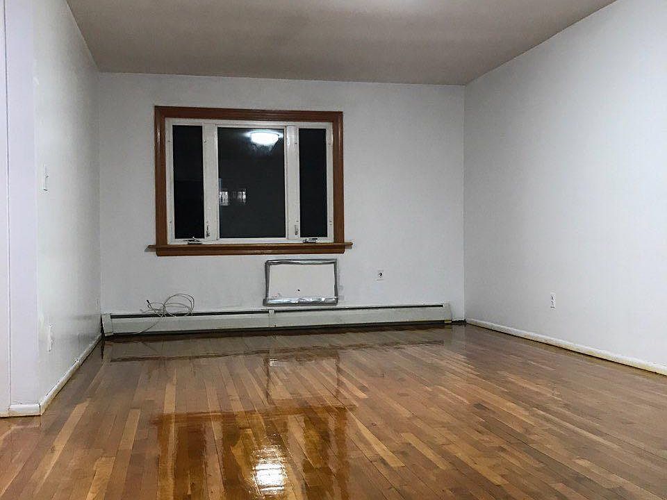 1st image of 14040 34th Ave