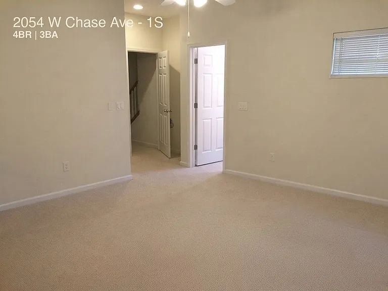 2054 W Chase Ave #1S — Photo 14