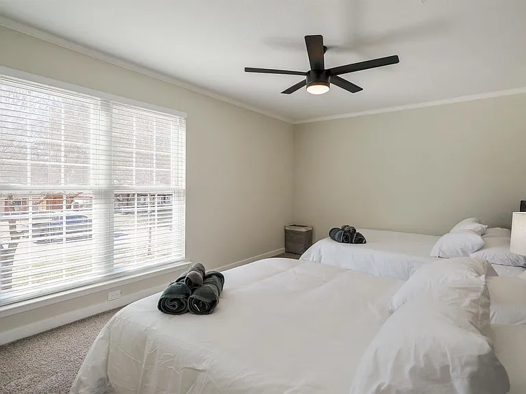 1205 Hillsdale Dr — Photo 24