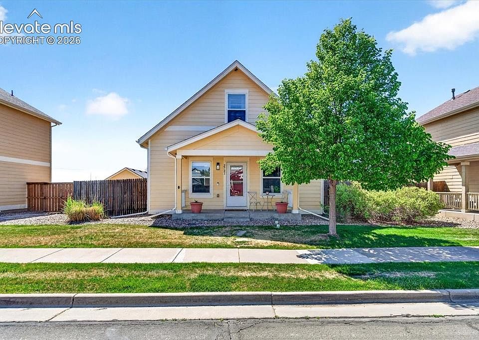 1st image of 2721 Quarterland St