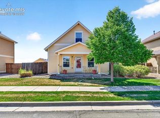 2721 Quarterland St, Strasburg, CO 80136