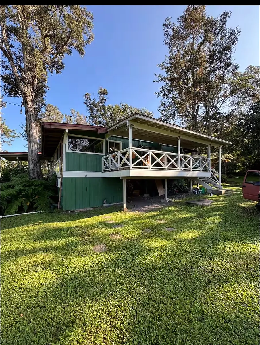 Building Photo - Uanani Pl