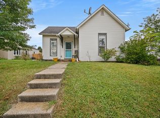 805 N Howard St, Indianola, IA 50125