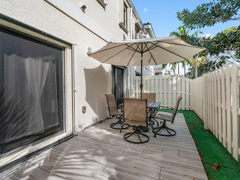 820 Bella Vista Ct S #20 — Photo 14