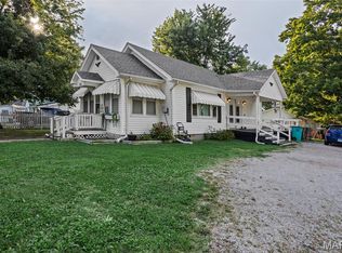 702 W Jefferson St, Pittsfield, IL 62363