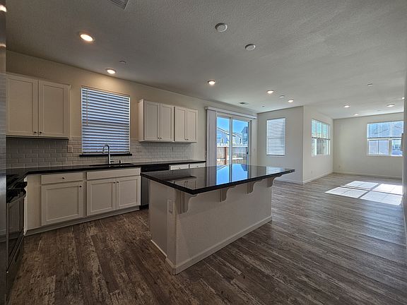5th image of 3145 Sunny Gate Ln
