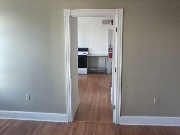 3rd image of 81 Ocean St