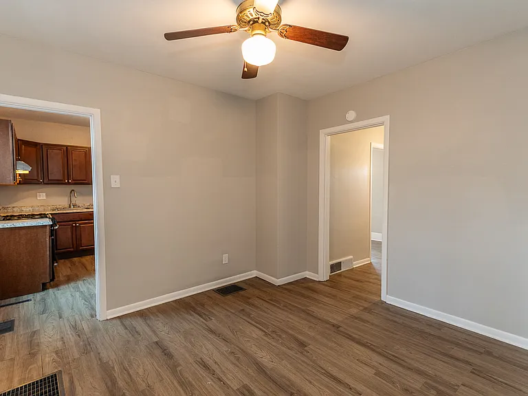 1600 Rutherford Ave #B — Photo 6