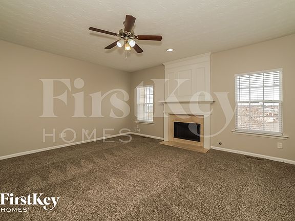 4th image of 2046 Dartmoth Way
