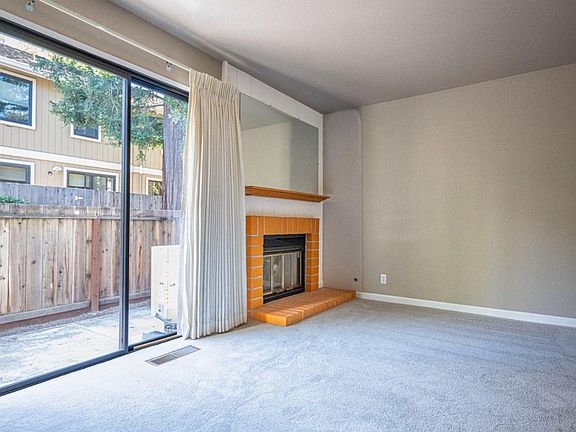 3rd image of 584 Valeri Ruth Ct