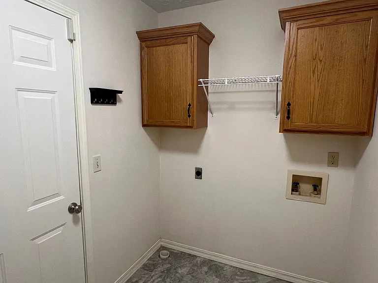 4345 S Roanoke Ave — Photo 14