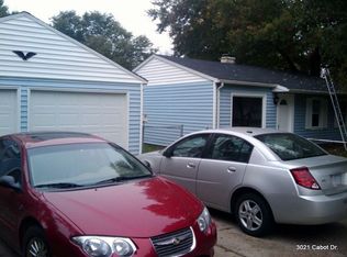 3021 Cabot Dr, Lansing, MI