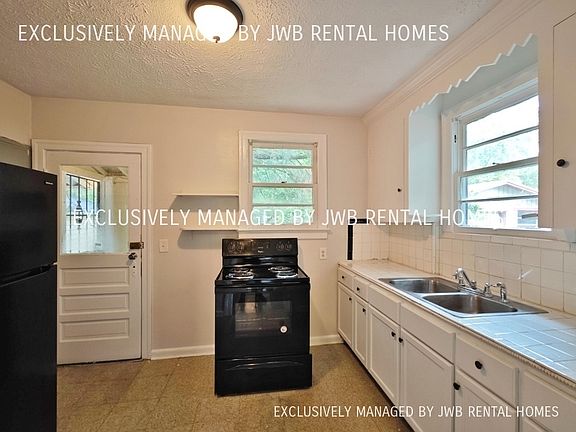 4th image of 625 Chestnut Dr