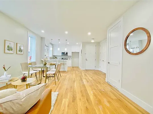 Rented by Doorway NYC, LLC | media 26