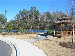 4th image of 469 Shiloh Ln SE