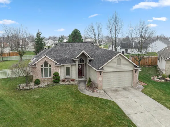 333 Stormy Ridge Pl, Fort Wayne, IN 46804