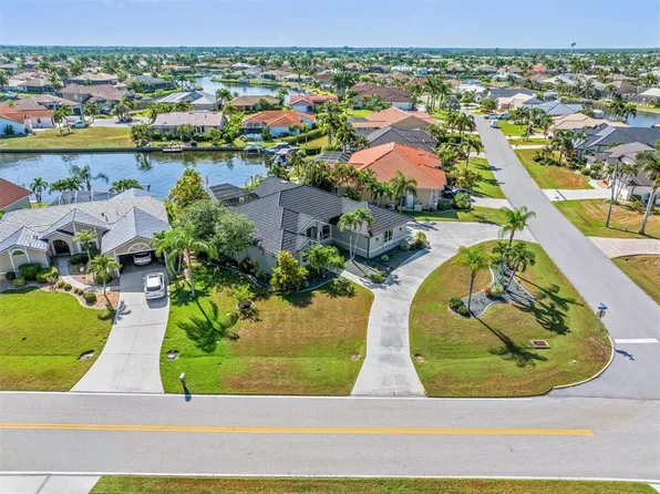 590 Toulouse Dr, Punta Gorda, FL 33950