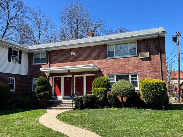 241 Wpassaic St #18B