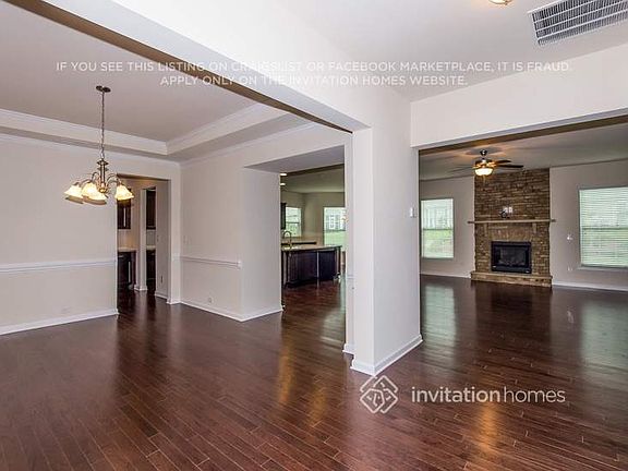 4th image of 16040 Oxford Glenn Dr