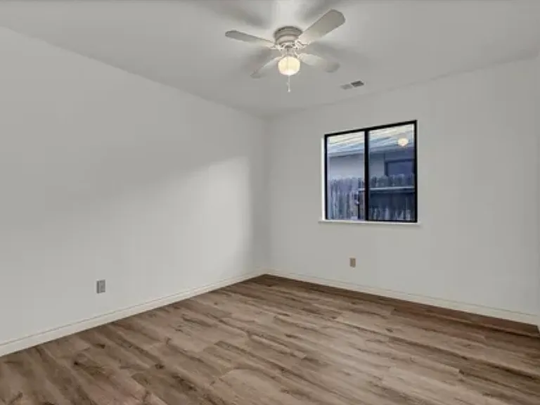 355 Longhollow Way — Photo 16