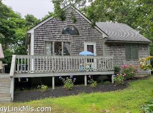 66 14th St S, Edgartown, MA 02539