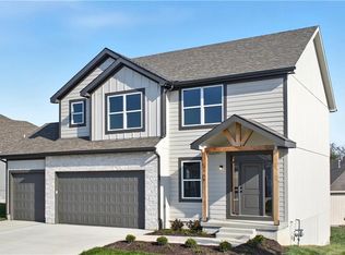 27618 E 128th Ct, Lake Lotawana, MO 64086